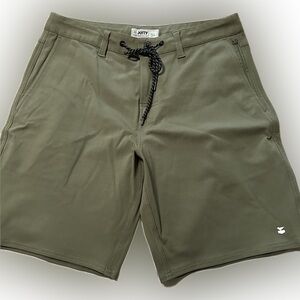 Jetty Hybrid Shorts